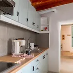 Apellou House Apartmán *