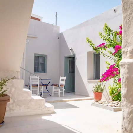 Апартаменты Apellou House