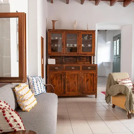 Apellou House *